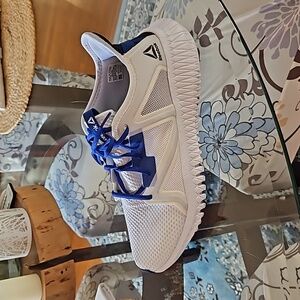 Men's white & blue Reebok Flexagon size 13